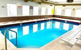 Super 8 By Wyndham Hinton-Free Breakfast,Wifi,Parking